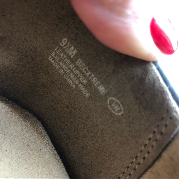 AEROSOLES BECXTREME Gray w/Gold rivets, Flats NWOT - Picture 8 of 8